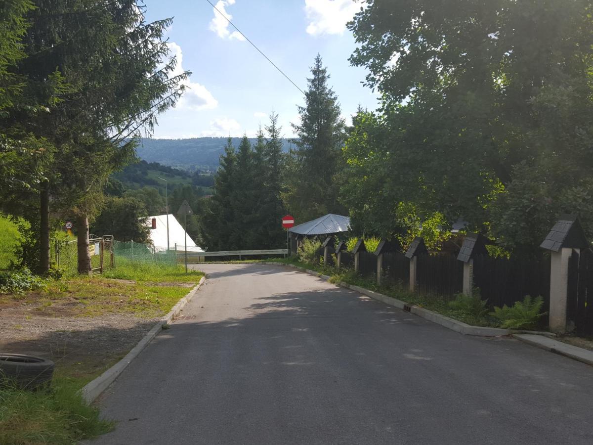 Pokoje Goscinne U Gochy Ustrzyki Dolne Dış mekan fotoğraf
